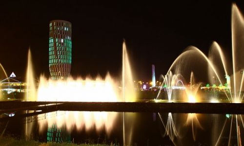 GRUZJA / Batumi / Gruzja / Noc w Batumi