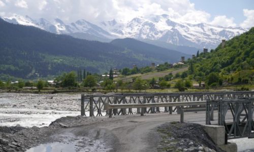 Zdjecie GRUZJA / - / Gruzja - Mestia / Gruzja - Mestia