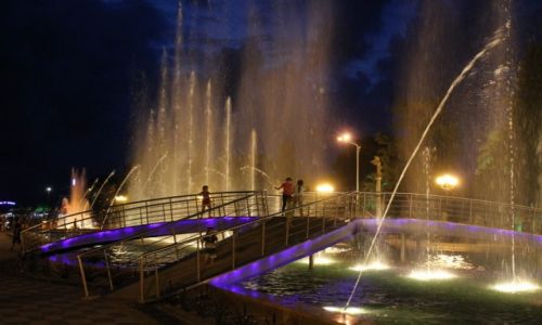 Zdjcie GRUZJA / - / Gruzja - Batumi / Gruzja - Batumi noc