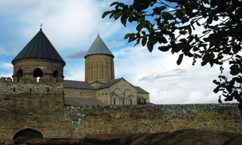 Zdjęcie GRUZJA / Kachetii / Na terenie katedry / Monastyr Alawerdi