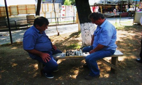 Zdjęcie GRUZJA / Stolica / Ulice boczne miasta / Smutne ulice Tbilisi