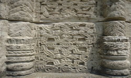 GRUZJA / Imeretia / Kutaisi / Katedra Bagrati - detale