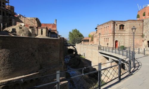Zdjcie GRUZJA / Tbilisi / Abanotubani / Spacer po Abanotubani