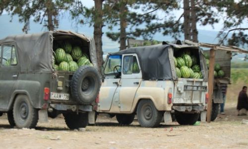 Zdjęcie GRUZJA / Kachetia / Okolice Signaghi / A może arbuza?