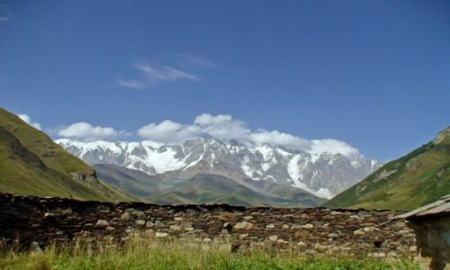Zdjecie GRUZJA / Swanetia / Ushguli / KONKURS Swanetia Ushguli widok na Shkbara