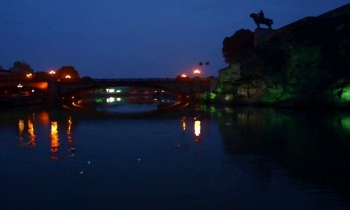 GRUZJA /   / Stare Miasto / Tbilisi by night