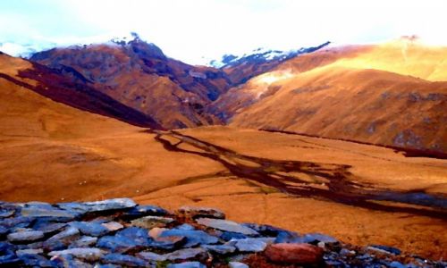 Zdjecie GRUZJA / Kaukaz / W drodze na Kazbegi... / 