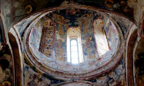 Zdjęcie GRUZJA / Imeretia / Monastyr Gelati / Sklepienie do renowacji