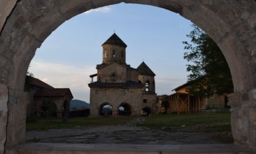 Zdjecie GRUZJA / Imeretia / Kutaisi / Monastyr Gelati