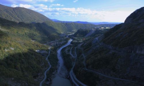 Zdjęcie GRUZJA / Svanetia / Jvari / Inguri za zaporą wodną