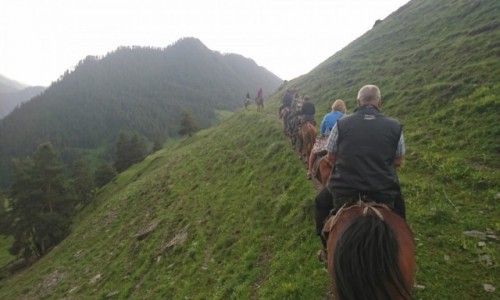 Zdjcie GRUZJA / Tuszetia / Konno na granic z Dagestanem / GRUZJA, Tuszetia - Mj Raj! Konno i OFF-ROAD'owo!