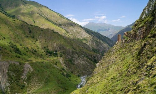 Zdjęcie GRUZJA / Mcchta-Mtianetia / wioska Muco / Chewsureckie krajobrazy