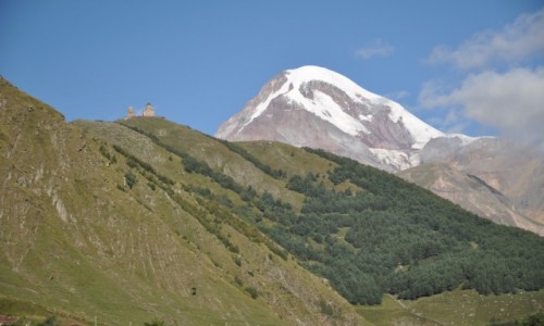 Zdjecie GRUZJA / Kaukaz / Widok z Kazbegi / Kazbek