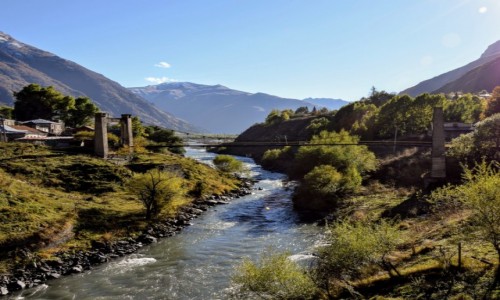 Zdjecie GRUZJA / Kaukaz / Gruzja / Drzwi do Narnii...Kazbegi