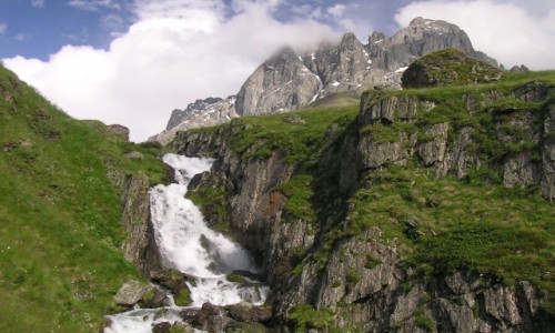 Zdjecie GRUZJA / Tusheti / Tusheti National Park / Wodospad