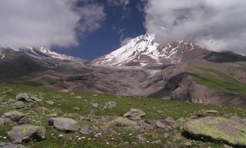 Zdjecie GRUZJA / Kazbegi / Kazbegi / W drodze na Kazbek