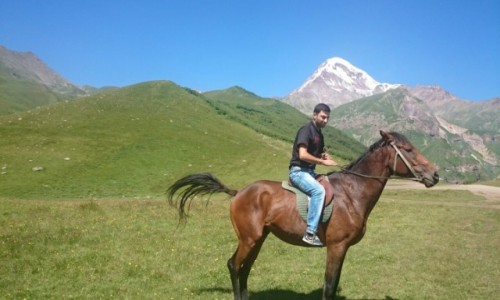 Zdjecie GRUZJA / Kazbegi / Gergeti / Wolnosc i swoboda :-)