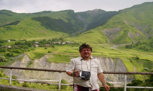 Zdjecie GRUZJA / droga wojenna / Droga do Kazbegi / Gry