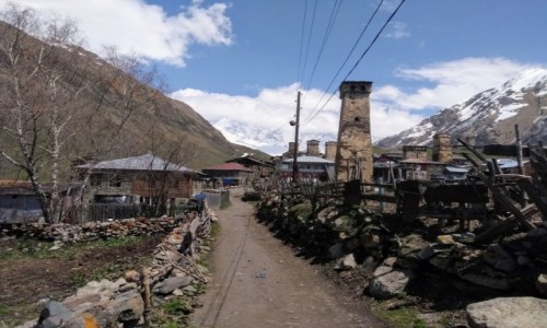 Zdjecie GRUZJA / Swanetia / Ushguli / Uliczki Ushguli