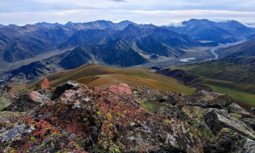 GRUZJA / Kazbek / jeszcze ca. 300 m ⬆ / Tkarsheti