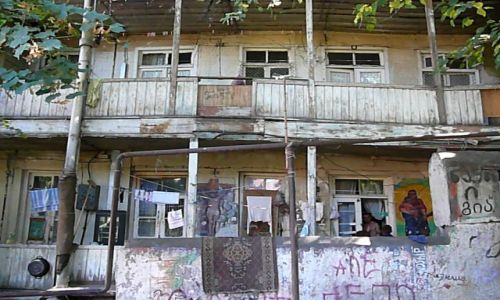 Zdjęcie GRUZJA / Tbilisi / uliczka / klimaty miasta2