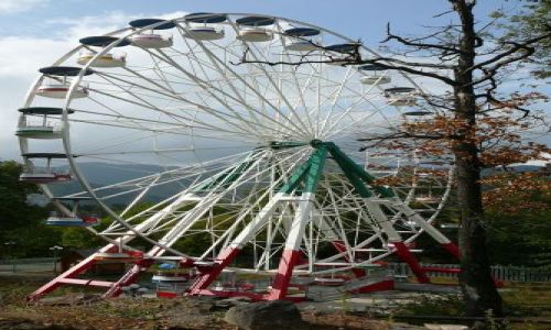 Zdjęcie GRUZJA / Borżomi / nad miastem / atrapa?