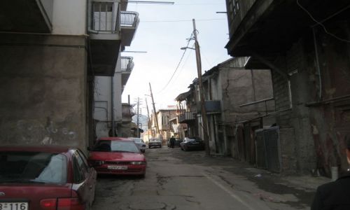 Zdjecie GRUZJA / brak / Tbilisi / Zakamarki Tbilisi, par metrw od paacu prezydenckiego...