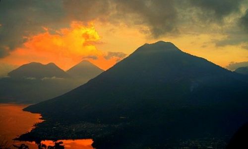 Zdjecie GWATEMALA / Panajachel / jezioro Atitlan / To byla chwila