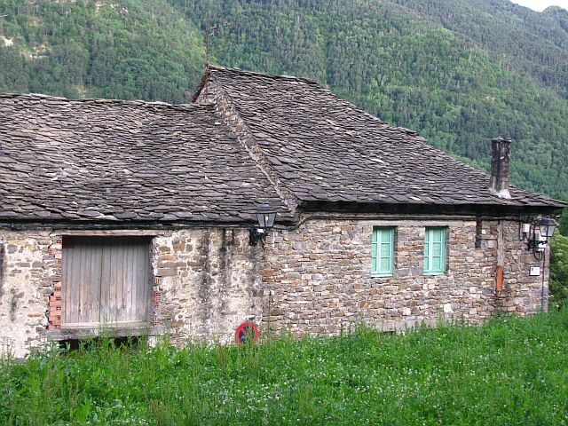 Zdjęcia: Torla, Aragonia, pirenejska wioska, HISZPANIA Zdjęcia: Torla, Aragonia, pirenejska wioska, HISZPANIA