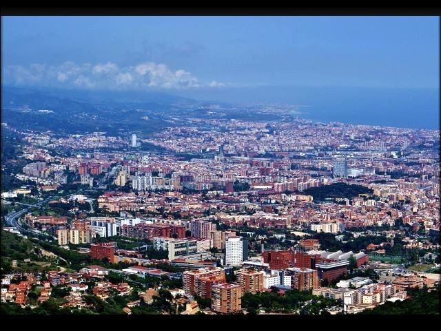 Zdjęcia: Barcelona - wzgórze Tibidabo, Katalonia, Panorama ze wzgórza Tibidabo, HISZPANIA Zdjęcia: Barcelona - wzgórze Tibidabo, Katalonia, Panorama ze wzgórza Tibidabo, HISZPANIA