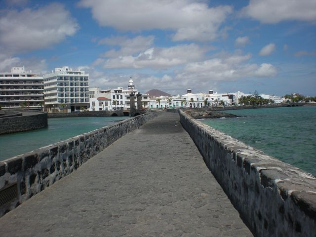Zdjęcia: Lanzarote, Wyspy Kanaryjskie, Arrecife- stolica wyspy Lanzarote, HISZPANIA Zdjęcia: Lanzarote, Wyspy Kanaryjskie, Arrecife- stolica wyspy Lanzarote, HISZPANIA