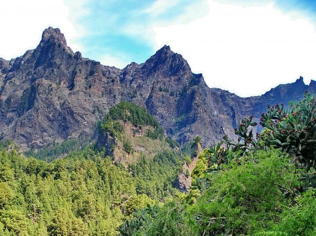 Zdjęcia: Caldera de Taburiente, La Palma, Góry wulkanu Taburiente, HISZPANIA Zdjęcia: Caldera de Taburiente, La Palma, Góry wulkanu Taburiente, HISZPANIA