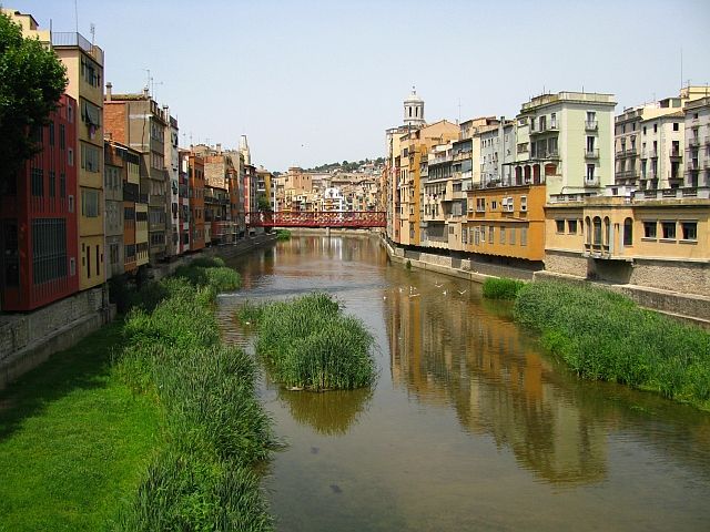 Zdjęcia: Girona, Katalonia, widok znad rzeki, HISZPANIA Zdjęcia: Girona, Katalonia, widok znad rzeki, HISZPANIA