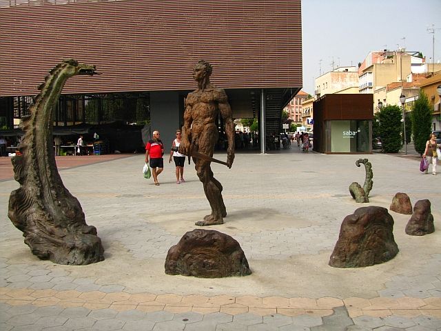 Zdjęcia: Figueres, Katalonia, miasto Salvadora Dali, HISZPANIA Zdjęcia: Figueres, Katalonia, miasto Salvadora Dali, HISZPANIA
