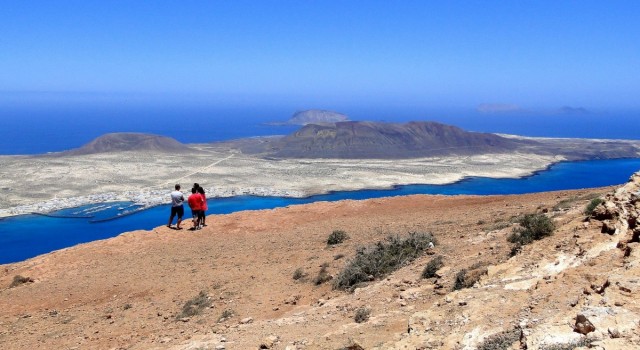 Zdj cia: Lanzarote, Wyspy Kanaryjskie, Rzut oka na wysp La Graciosa., HISZPANIA