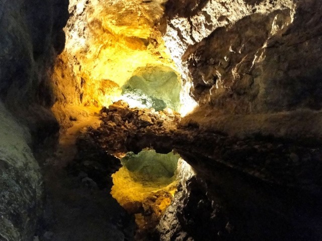 Zdj cia: Lanzarote, Wyspy Kanaryjskie, W tunelu lawowym Cueva de los Verdes., HISZPANIA