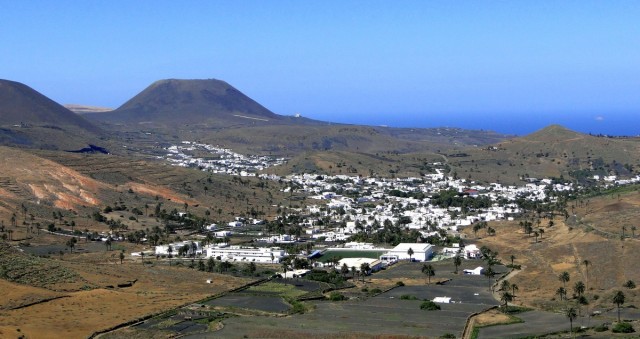 Zdj cia: Lanzarote, Wyspy Kanaryjskie, Widok na Dolin Tysica Palm., HISZPANIA