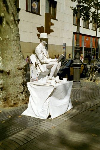 Zdjęcia: La Rambla, Barcelona, proszę zaczekać, HISZPANIA Zdjęcia: La Rambla, Barcelona, proszę zaczekać, HISZPANIA