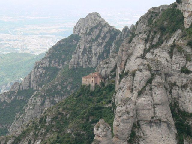 Zdjęcia: Montserrat, Klasztor na skałach, HISZPANIA Zdjęcia: Montserrat, Klasztor na skałach, HISZPANIA