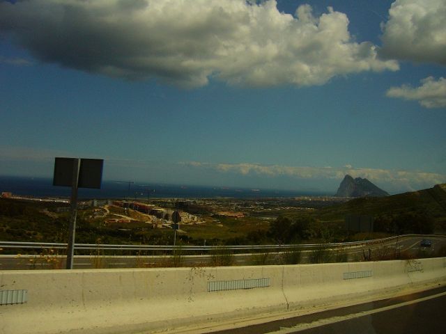 Zdjęcia: Gibraltar, Gibraltar, GIBRALTAR zdjecie z samochodu, HISZPANIA Zdjęcia: Gibraltar, Gibraltar, GIBRALTAR zdjecie z samochodu, HISZPANIA