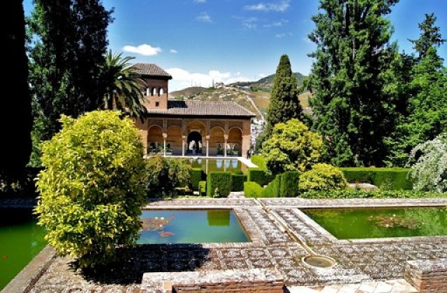 Zdjęcia: Alhambra, Andaluzja - Granada, Piękne dziedzińce Alhambry., HISZPANIA Zdjęcia: Alhambra, Andaluzja - Granada, Piękne dziedzińce Alhambry., HISZPANIA