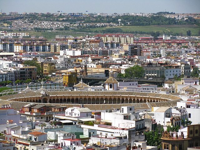 Zdjęcia: Sewilla, Andaluzja, panorama Plaza de Toros, HISZPANIA Zdjęcia: Sewilla, Andaluzja, panorama Plaza de Toros, HISZPANIA