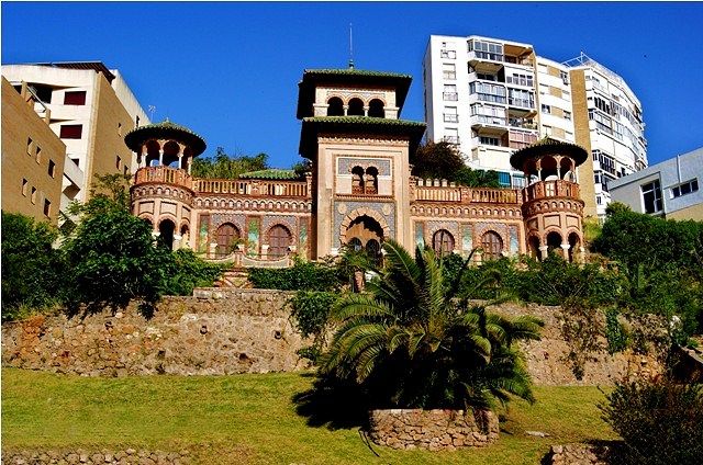 Zdjęcia: Torremolinos, Andaluzja, Wśród bloków , HISZPANIA Zdjęcia: Torremolinos, Andaluzja, Wśród bloków , HISZPANIA