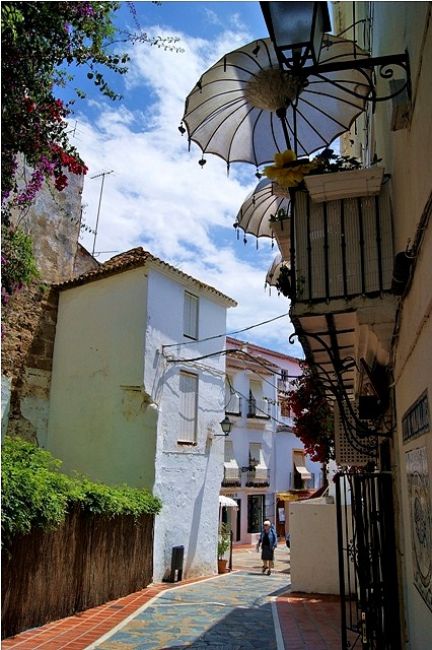 Zdjęcia: Marbella, Andaluzja, Parasolki Marbelli, HISZPANIA Zdjęcia: Marbella, Andaluzja, Parasolki Marbelli, HISZPANIA