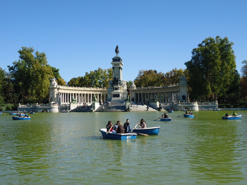 Zdjęcia: Madryt, Madryt, Park Retiro , HISZPANIA Zdjęcia: Madryt, Madryt, Park Retiro , HISZPANIA