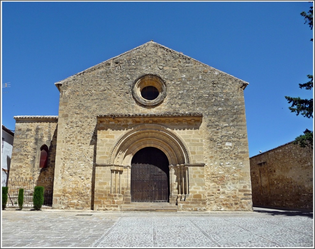 Zdjęcia: Baeza, Andaluzja, Kościół Santa Cruz, Baeza, HISZPANIA Zdjęcia: Baeza, Andaluzja, Kościół Santa Cruz, Baeza, HISZPANIA