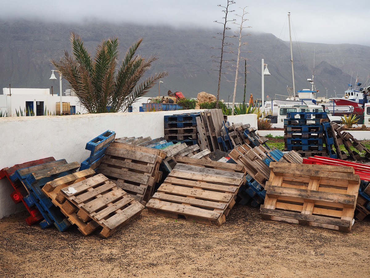 Zdjęcia: La Graciosa, Caleta del Sebo, Wyspy Kanaryjskie, Wioska rybacka, HISZPANIA Zdjęcia: La Graciosa, Caleta del Sebo, Wyspy Kanaryjskie, Wioska rybacka, HISZPANIA