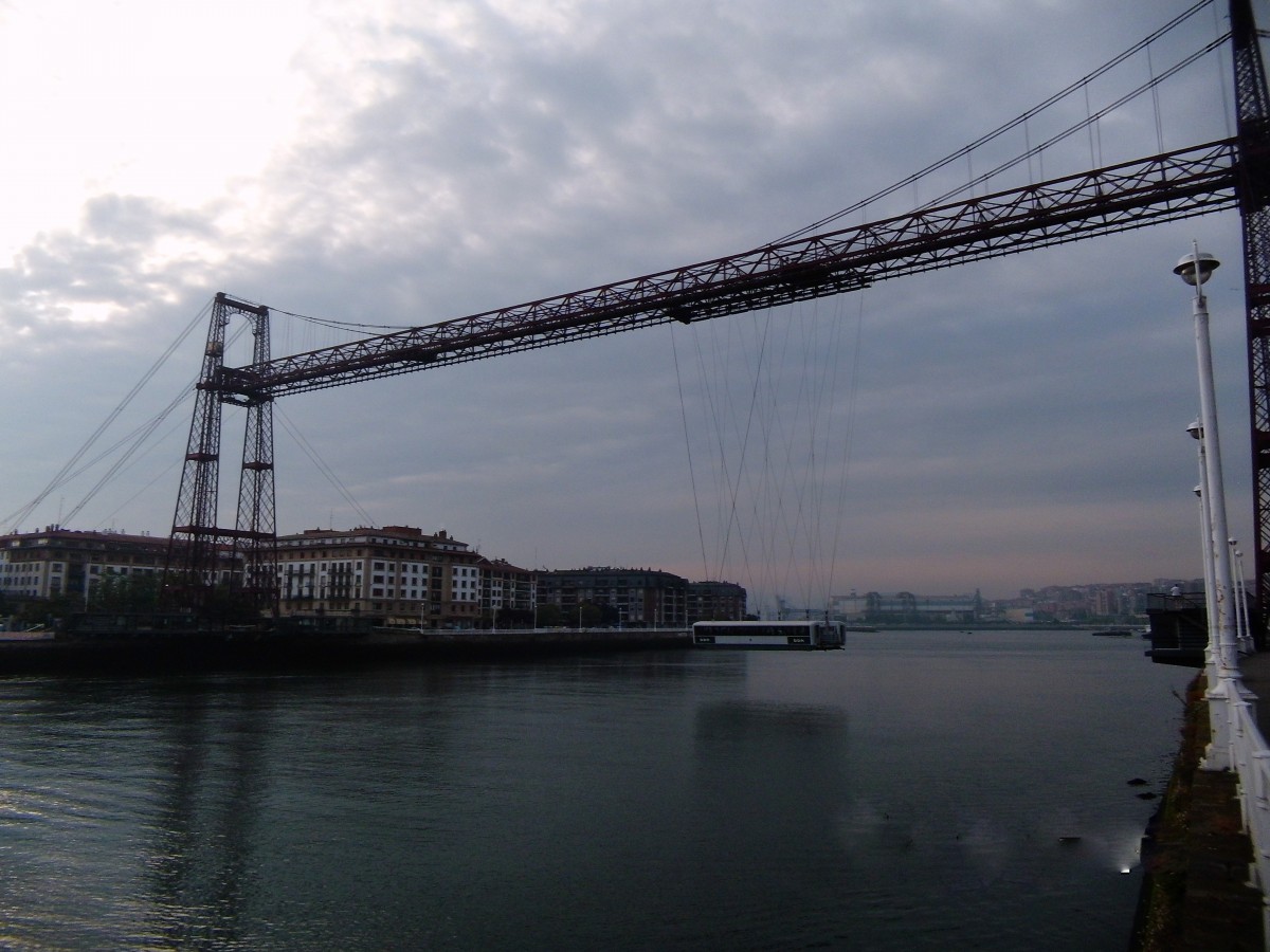 Zdjęcia: Rio de Bilbao, Bilbao, Most na linach, HISZPANIA Zdjęcia: Rio de Bilbao, Bilbao, Most na linach, HISZPANIA