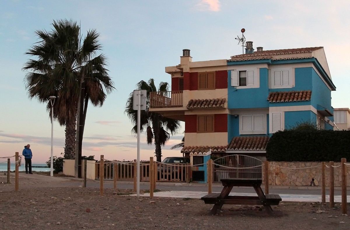 Zdjęcia: El Puig de Santa Maria, Valencia, ...a do pustyni daleko, HISZPANIA Zdjęcia: El Puig de Santa Maria, Valencia, ...a do pustyni daleko, HISZPANIA
