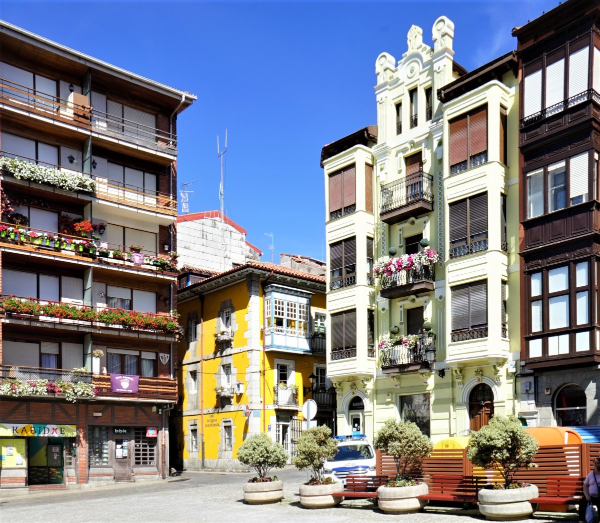 Zdjęcia: Bermeo, Kraj Basków, Kamieniczki, HISZPANIA Zdjęcia: Bermeo, Kraj Basków, Kamieniczki, HISZPANIA
